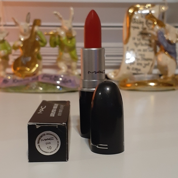 NWB!! MAC LIPSTICK 💋(SOLD SEPARATELY) - Picture 4 of 8